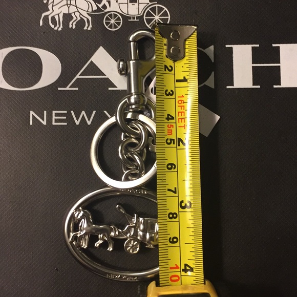COACH - HORSE & CARRIAGE BAG CHARM/KEYCHAIN (NWT) - Picture 6 of 10